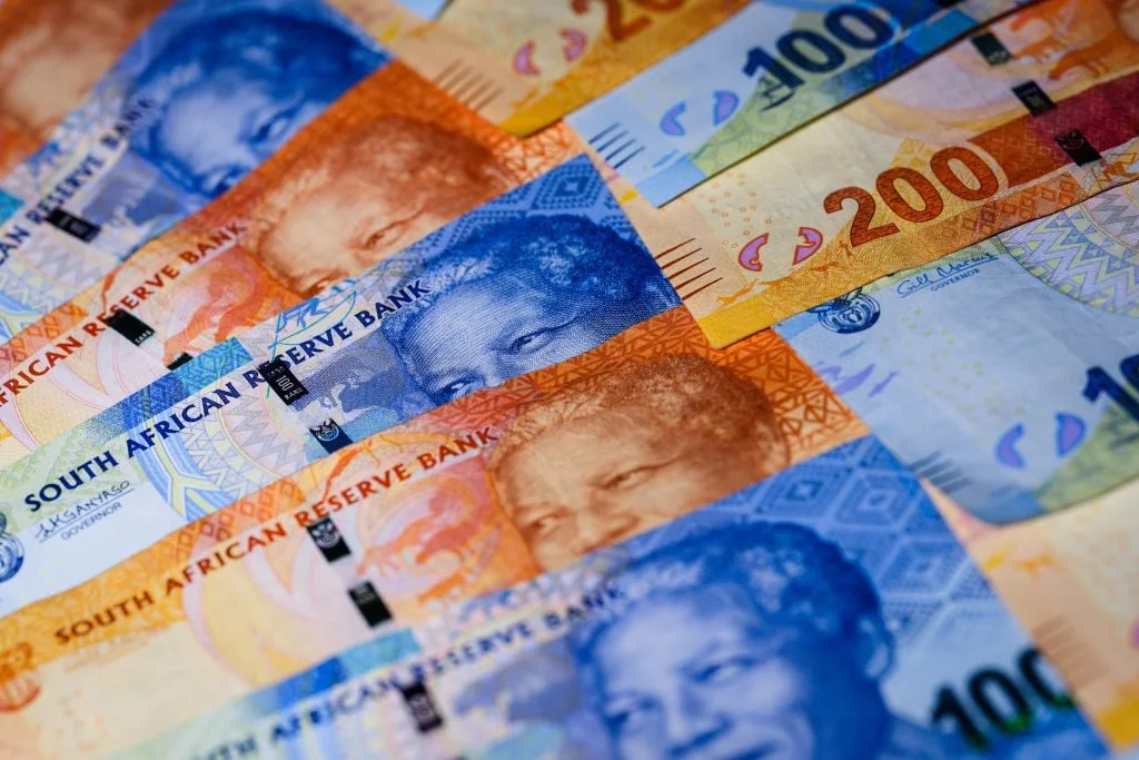 rand bonds mini-budget Rand Firms R16 Bonds Rally After
