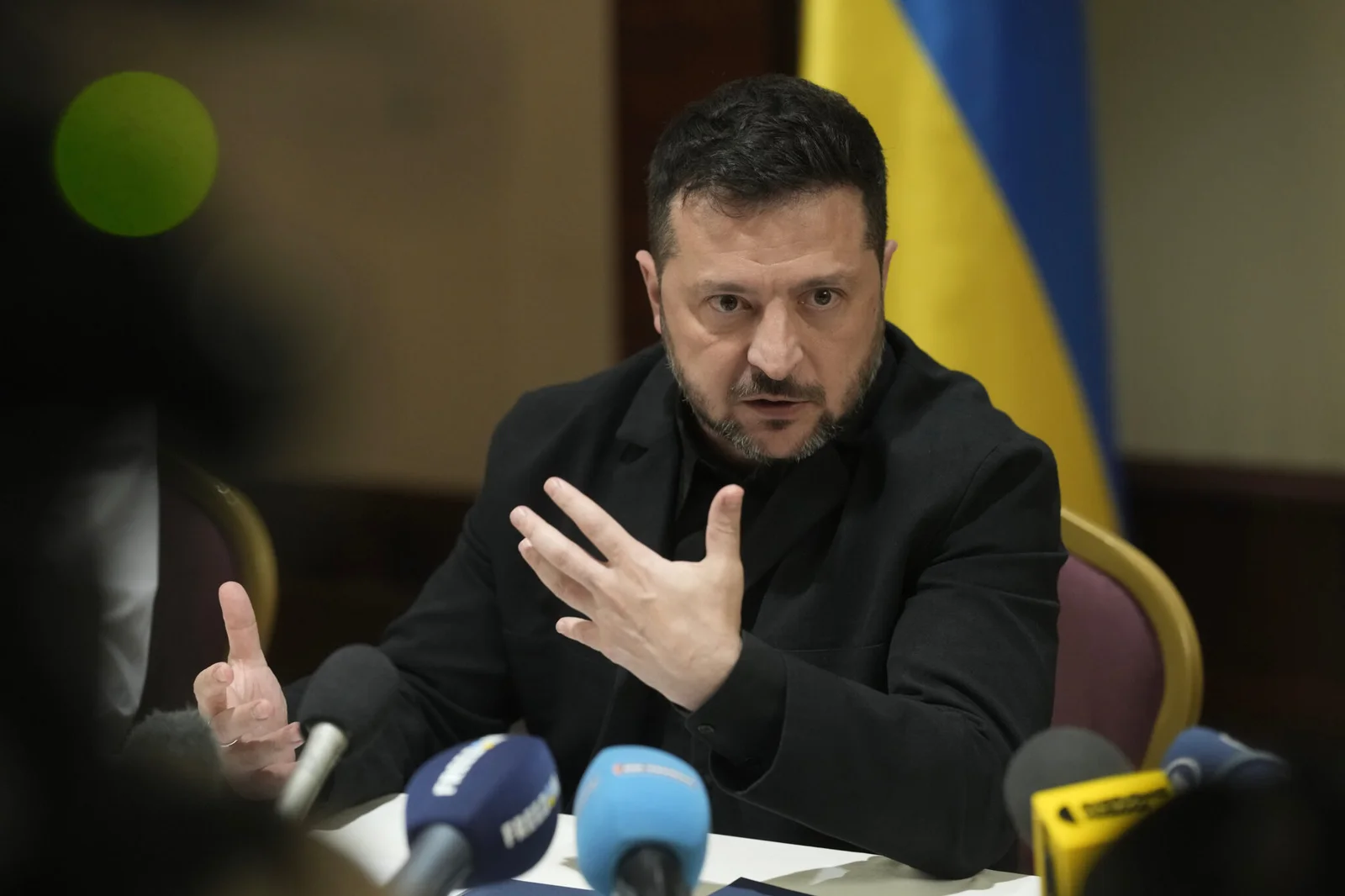 Trump Zelenskyy diesel deal Trump Presses Zelenskyy Stop Refinery Strikes